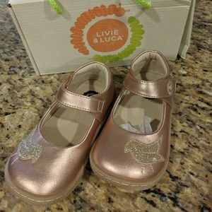 Livie and Luca size 9